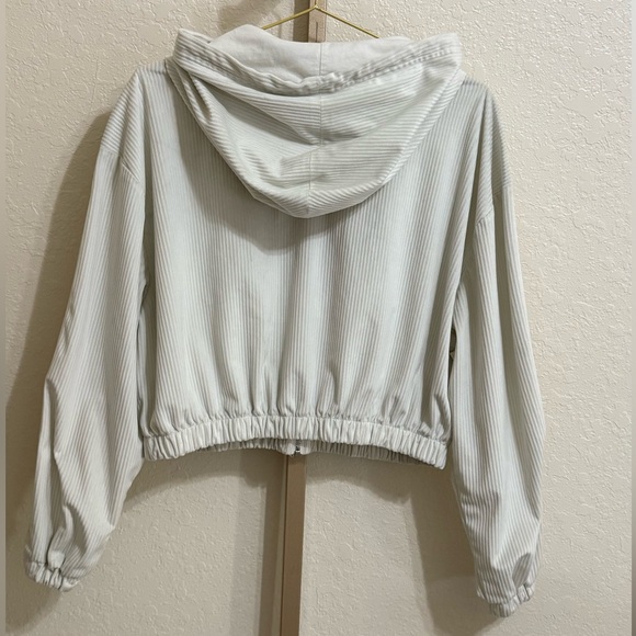 Adidas Originals Corduroy Cropped Hoodie Jacket – Size M – Ivory/Cream – Trefoil - Picture 3 of 5